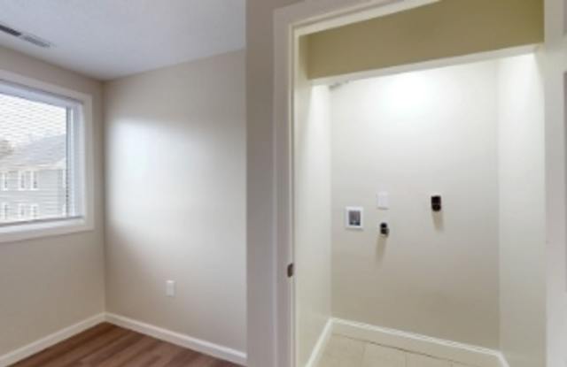 571 Center Street - 3 photos photos