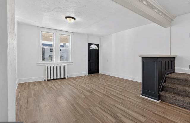 Beautifully Renovated 5-Bedroom Home | 1.5 Bathrooms | Detached Garage Gallery 4