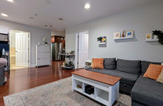 99 MONTGOMERY ST photos photos