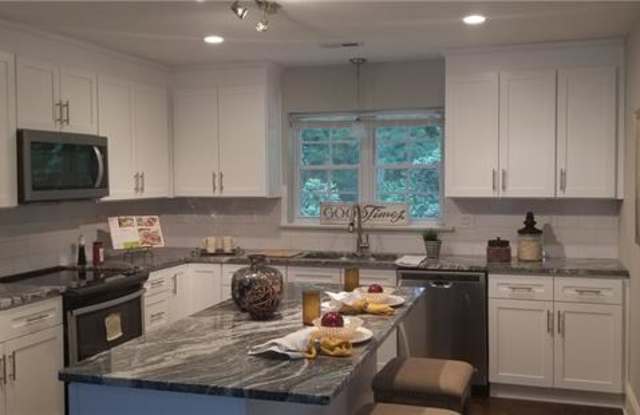 4225 Tangle Drive Gallery 3