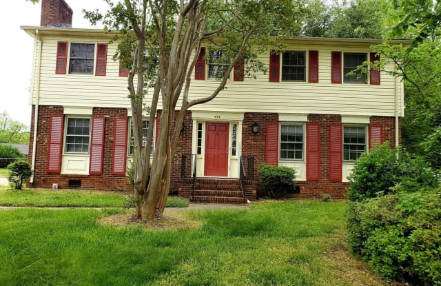 5104 Ellenwood Dr - 5104 Ellenwood Drive, Greensboro, NC 27410