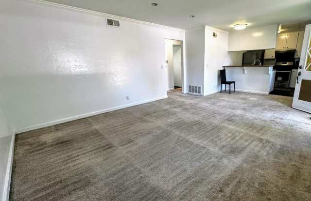 2116 Eric CT 1 Gallery 2
