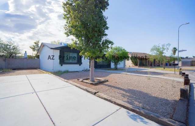 3142 North 78th Drive - Phoenix, AZ apartments for rent