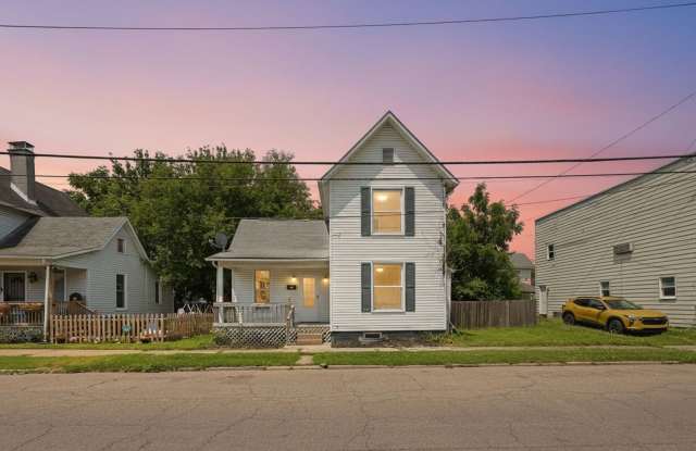 3 Bed, 1 Bath Home with Fenced Backyard | Fresh Updates Throughout | Newark, OH photos photos