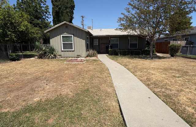 Charming Cozy Home for Rent Available Now! photos photos Charming Cozy Home for Rent Available Now! photos photos