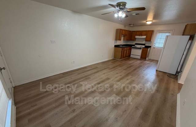 701 Miracle Ln Gallery 2