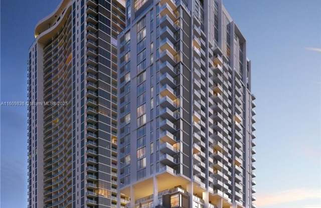 1642 NE 1st Ave photos photos