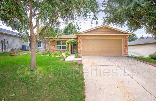 5132 Columbia Dr - 5132 Columbia Drive, Schertz, TX 78108