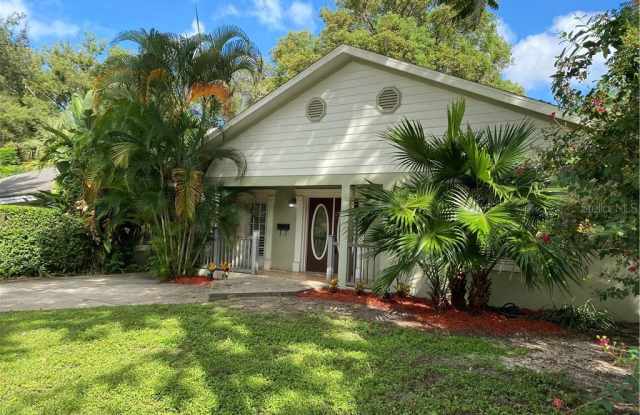 1015 LAKE HIGHLAND DRIVE Gallery 3