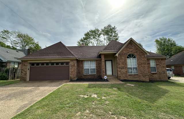 6474 Saddleback Cir - 6474 Saddleback Circle, Shelby County, TN 38141