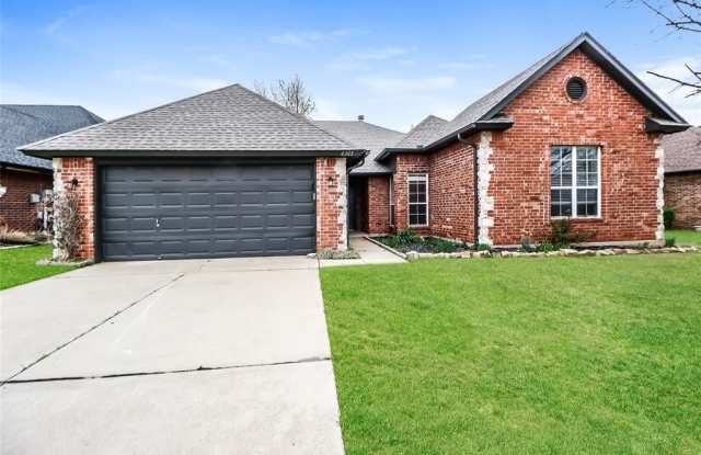 6305 Westlane - 6305 Westlane, Oklahoma City, OK 73142 6305 Westlane - 6305 Westlane, Oklahoma City, OK 73142