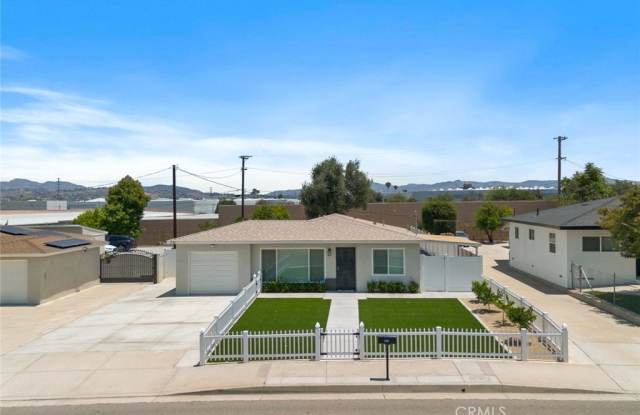 231 N Lincoln Avenue photos photos
