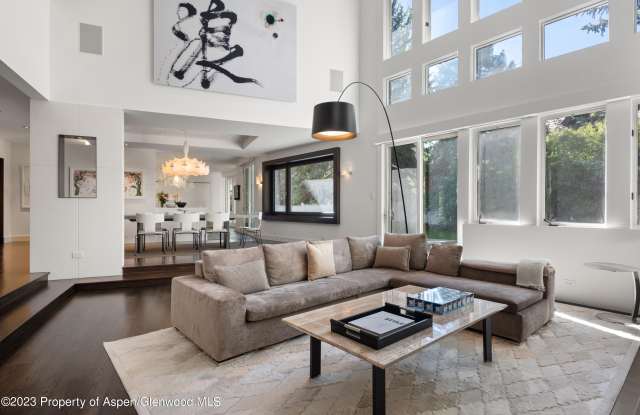 517 W North Street photos photos 517 W North Street photos photos