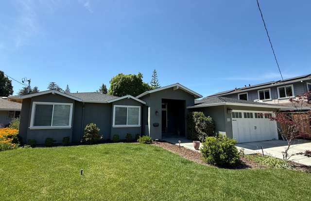 Beautiful 3 Bed 2.5 Bath Home in the Pruneyard/Dry Creek Neighborhood Available Now! photos photos