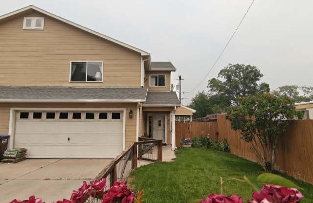 951 Euclid Avenue - 1 photos photos