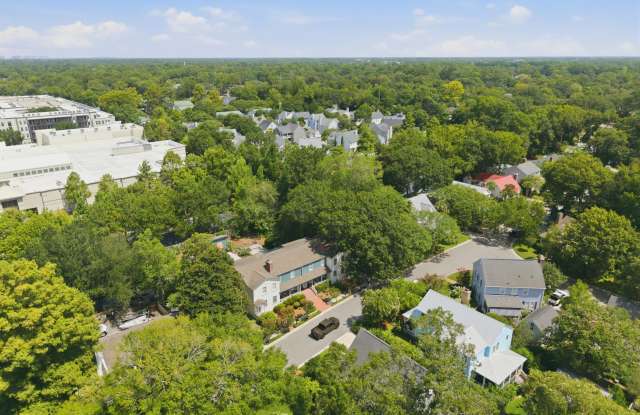 1530 Village Square Gallery 4