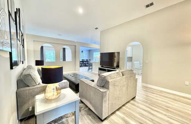 11110 PEERLESS Lane Gallery 2