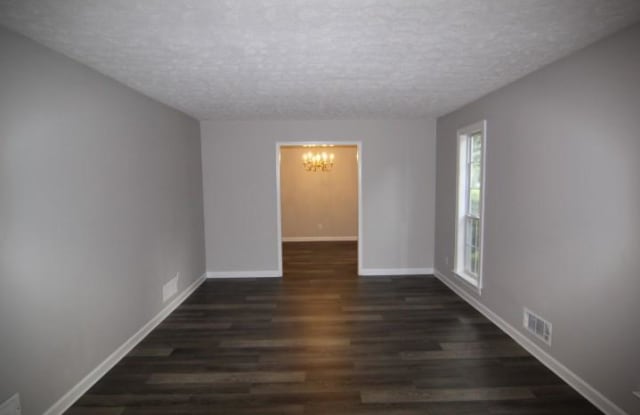 3765 Manor House Drive Gallery 4