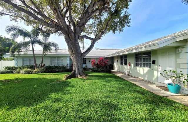 2120 NE 41ST ST - 2120 Northeast 41st Street, Lighthouse Point, FL 33064
