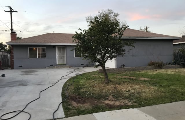 8853 Concord Ave - 8853 Concord Avenue, Riverside, CA 92503