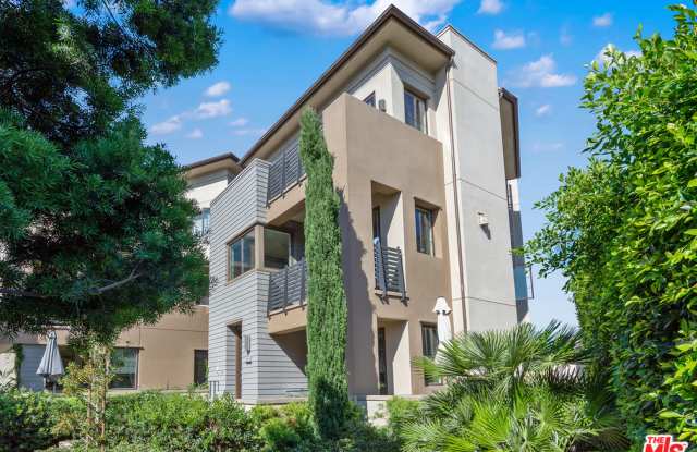 5845 LANTERN CT Gallery 2