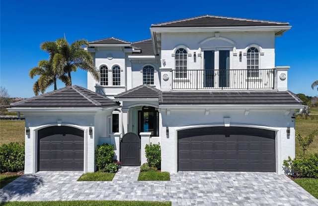 166 SE Bella Strano photos photos