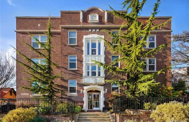 715 24th Ave photos photos