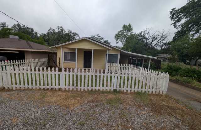 2 bedroom one bath House in Shasta Lake photos photos