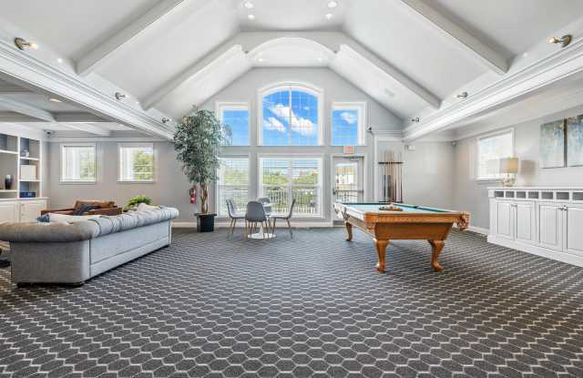 Riverchase Apartments Gallery 3