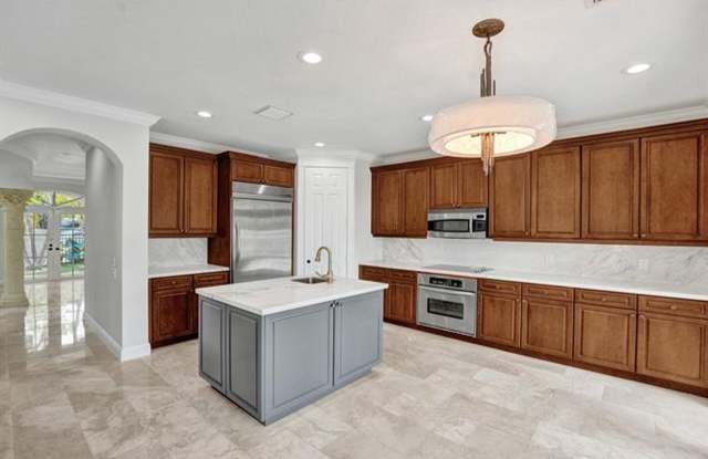 827 SE 2nd Ct # 827, Fort Lauderdale, FL 33301 Gallery 1