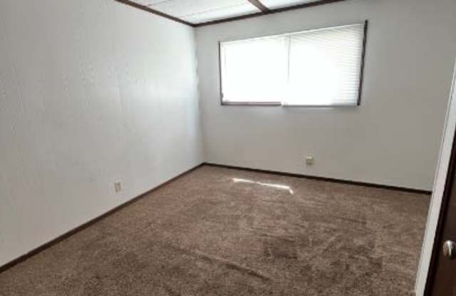 1382 Maricopa Dr - 2 Gallery 2