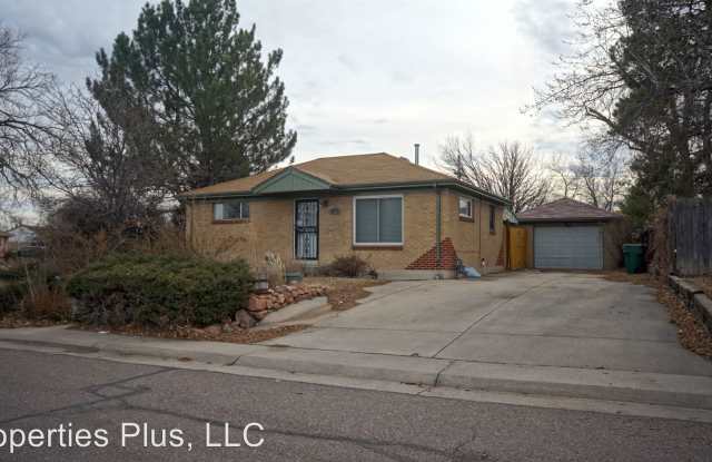228 E 108th Ave - 228 East 108th Avenue, Northglenn, CO 80233
