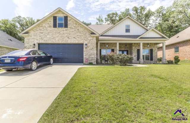 306 Rustic Live Oak Trail Gallery 2