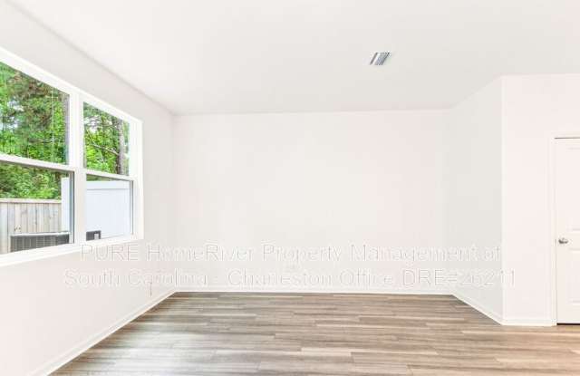 1305 Scarlett Maple St Gallery 4