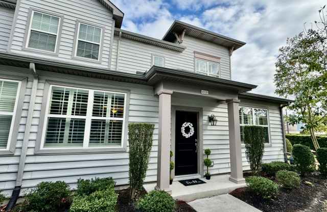 Available 09-05-25! End Unit - Pet Friendly - Downstairs Primary Suite! photos photos