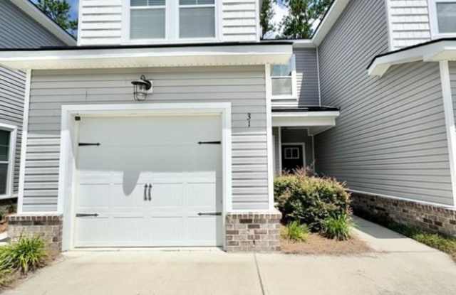 The Commons Community of Richmond Hill photos photos