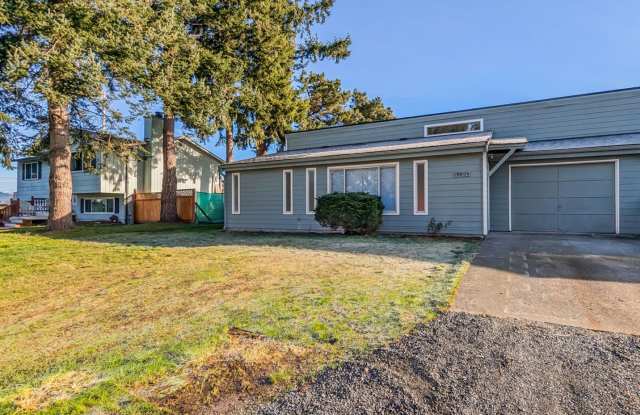 19817 51st DR NE # 1/2 Gallery 1