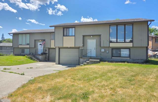 $1,850 - 3 Bed / 2 Bath Bright and Spacious Duplex in Spokane Valley photos photos