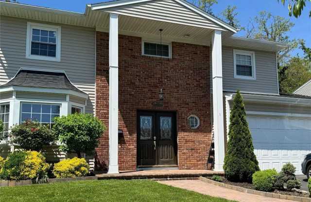 9 Allen Drive - 9 Allen Drive, Nassau County, NY 11560
