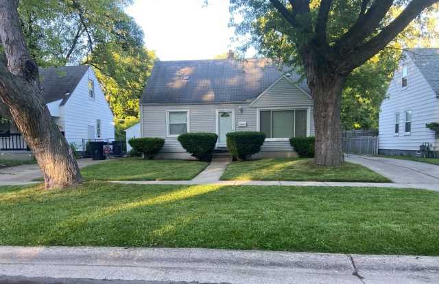 Charming & Move-In Ready 3-Bedroom Bungalow in Detroit Gallery 1