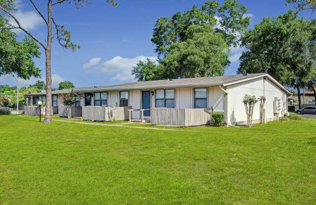 Applewood Apartments Gallery 1