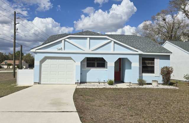 Charming 2 Bed / 1 Bath Annual Rental in Port Charlotte photos photos