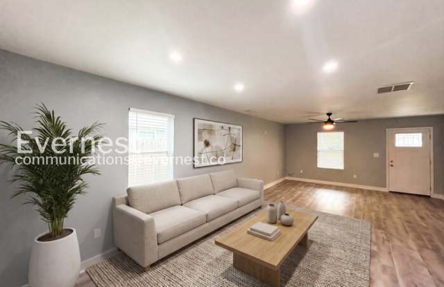 1621 Locust Street Gallery 2