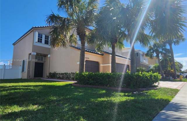 15840 NW 16th Ct photos photos