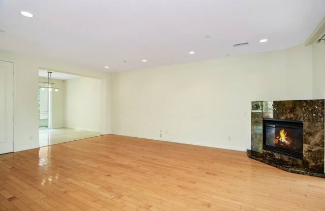 2289 3rd Avenue Gallery 3