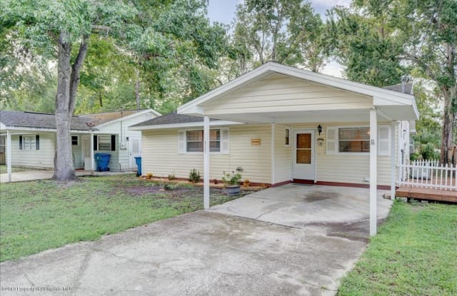 6447 Bass Road - 6447 Bass Road, Weeki Wachee Gardens, FL 34607