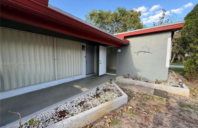 7411 Juniper St photos photos