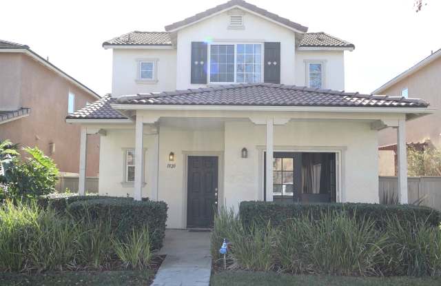 3 bedrooms 2.5 baths house in Eastlake- Chula Vista photos photos