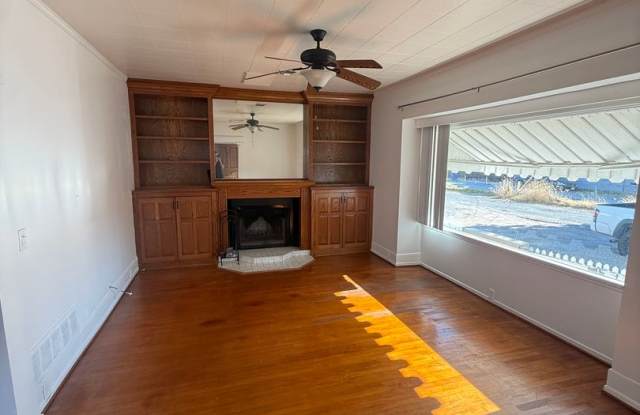 AFFORDABLE 3 BEDROOM HOME IN SPRING VALLEY photos photos