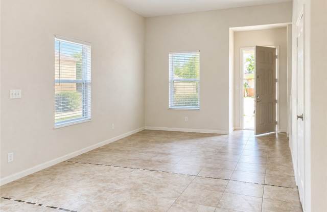 10516 Allthorn Avenue Gallery 4
